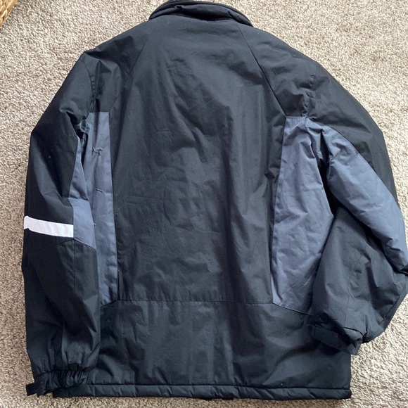 Men’s Snozu Medium Winter Heavy Weight Jacket - Picture 5 of 5